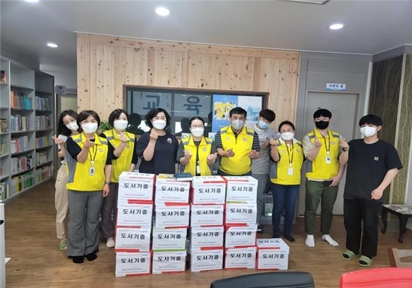 한국도로공사서비스, 직원 참여 캠페인 통해 행복나눔, 도서기증 및 기부
