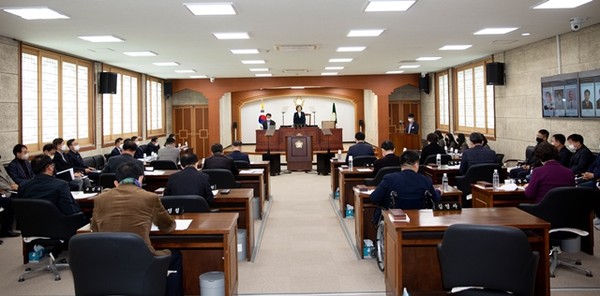김제시의회 2023년 첫 임시회 개회