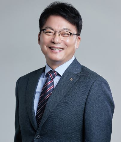박진만 전북건축사회 회장이 내년 4월 치러지는 제22대 국회의원 선거에서 전주을 출마를 공식 선언했다. 